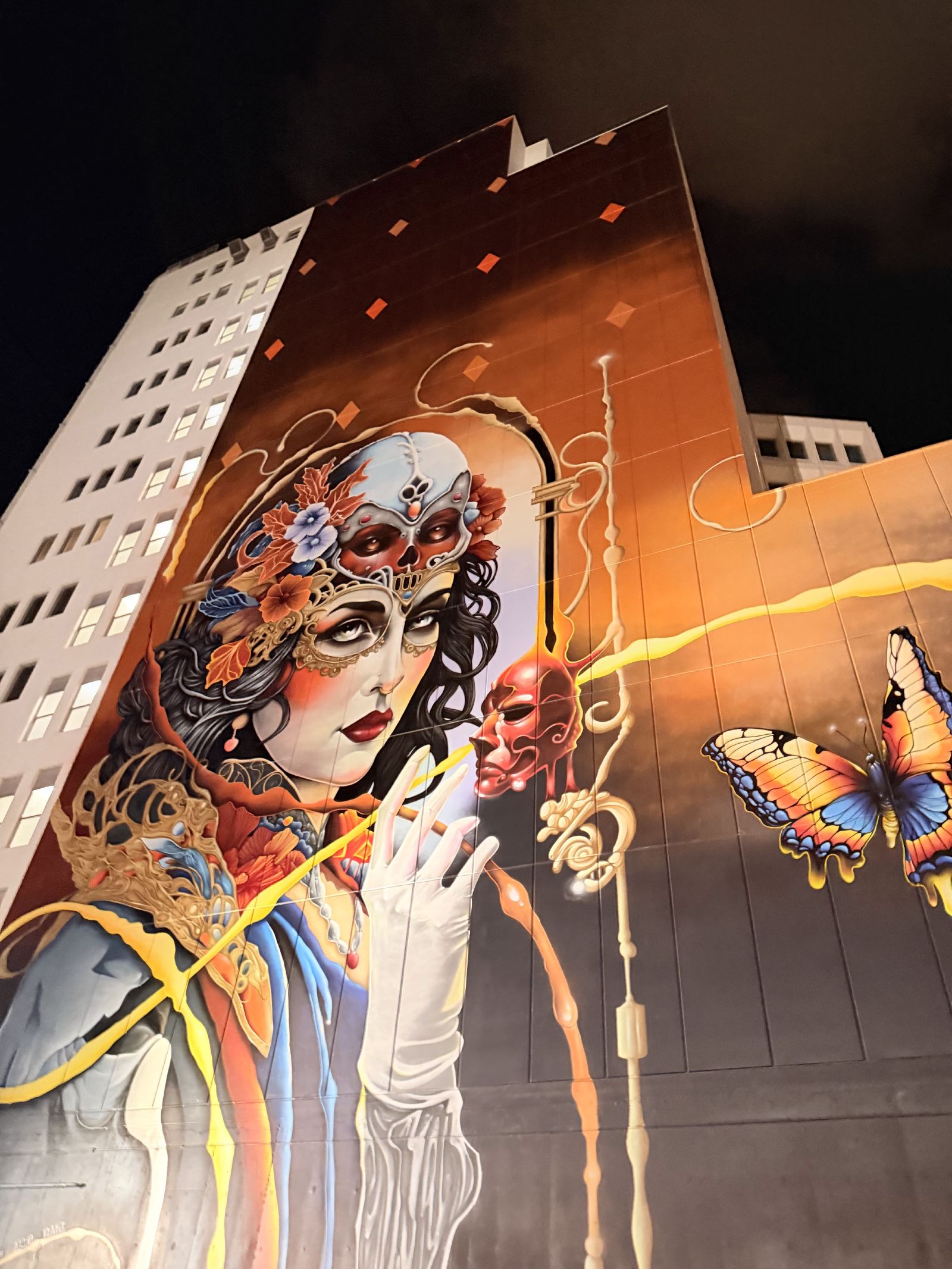A large Christchurch mural on the side of a building