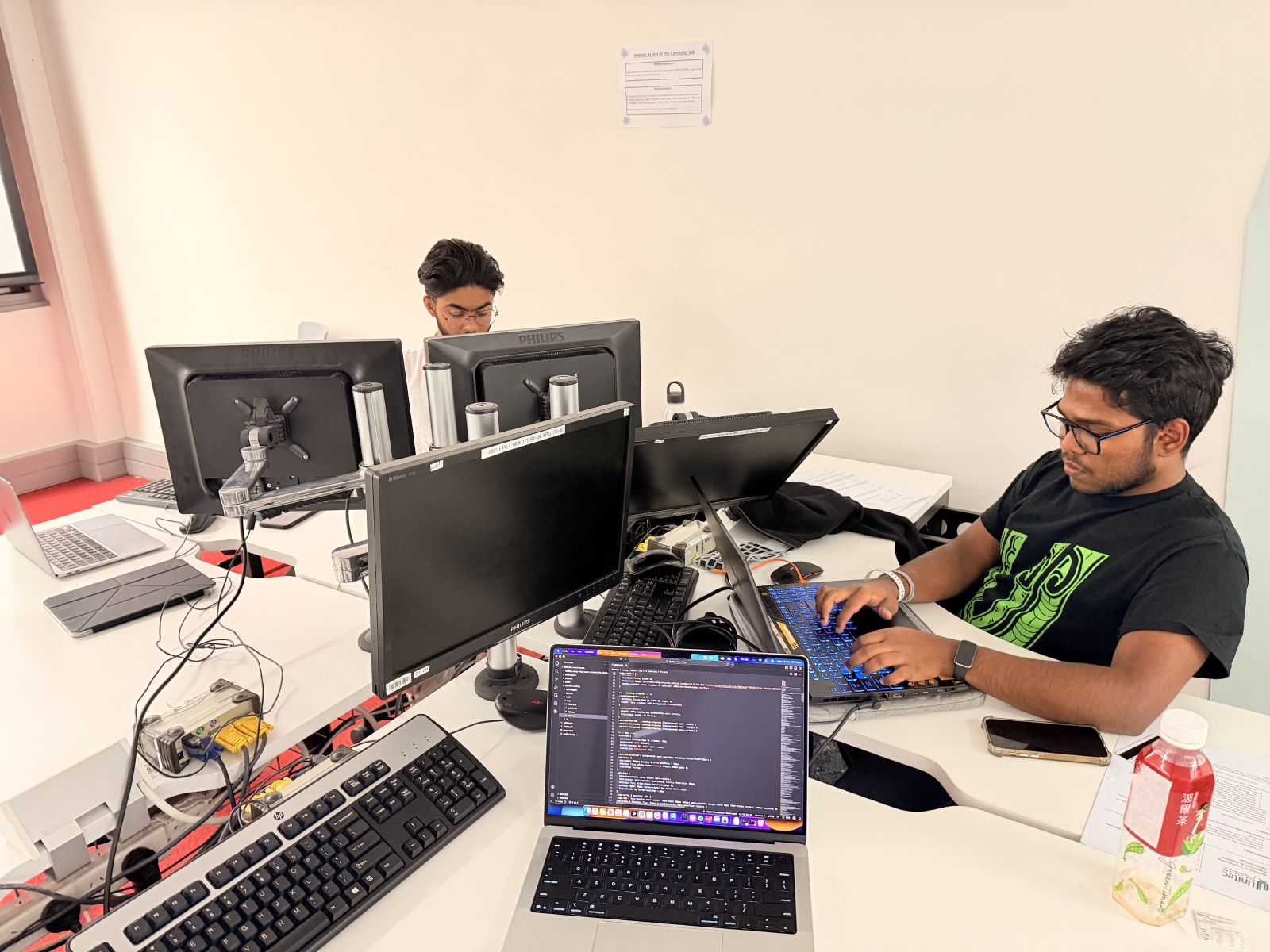 Working late in the Unitec lab